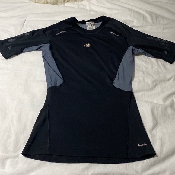 Adidas workout top - Picture 1 of 9